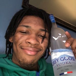 Meet your Posher, Jeremiah